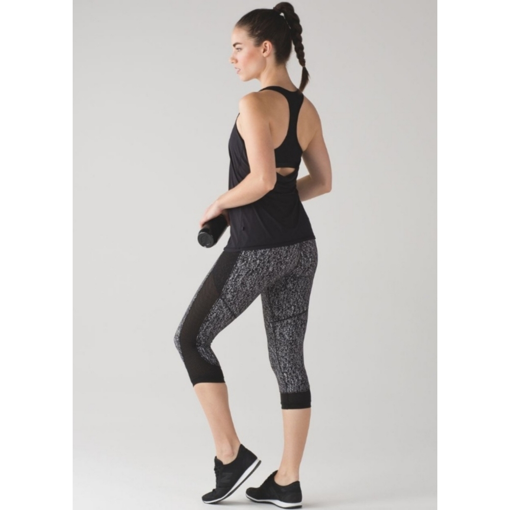 Lululemon Fit Physique Crop Pocket Leggings